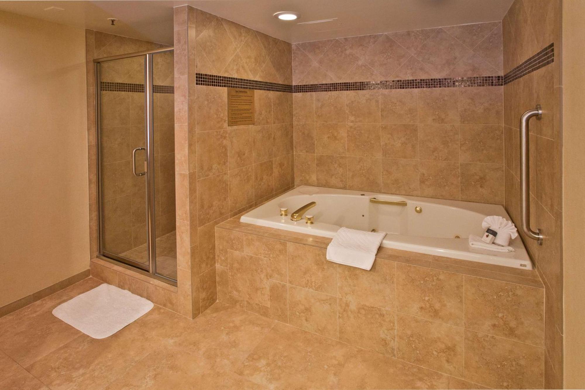 Hotel Doubletree By Hilton Rosemead Exterior foto