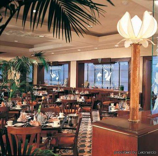 Hotel Doubletree By Hilton Rosemead Restaurante foto